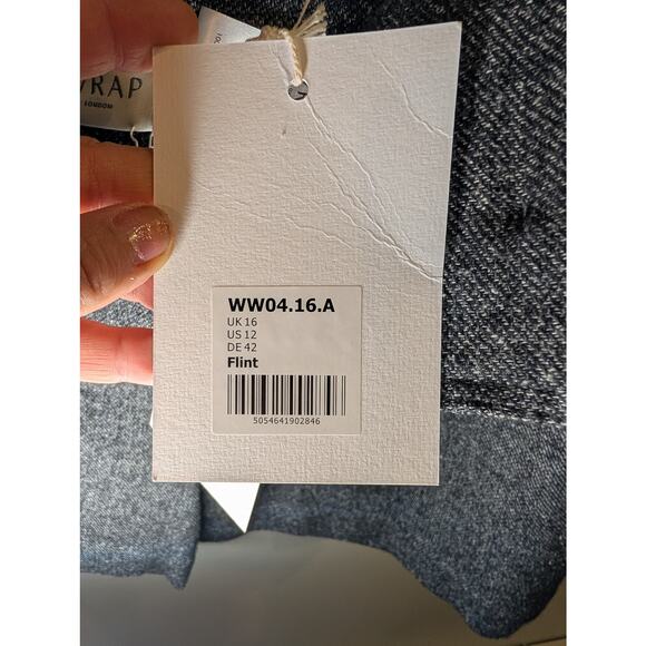 WRAP LONDON Women's Gray Tweed Shorts Size 12 NWT Linen Wool Silk Luxury UK - Picture 8 of 13